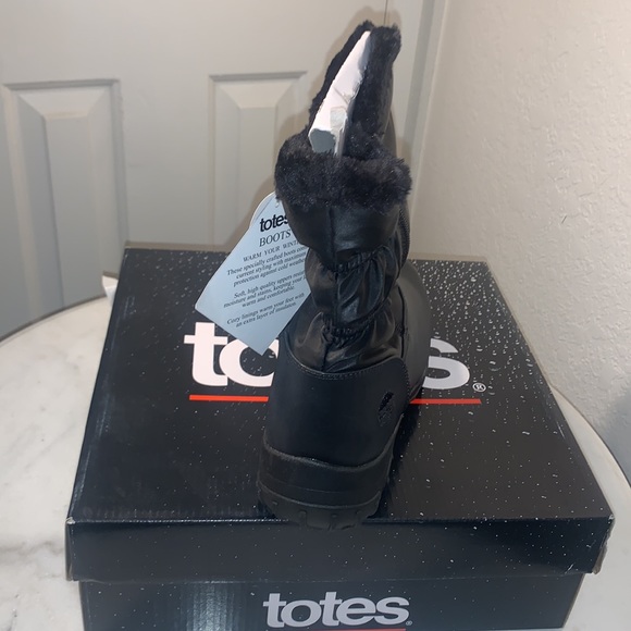 TOTES Women’s Rickki Dual Snow Boots - Picture 5 of 12